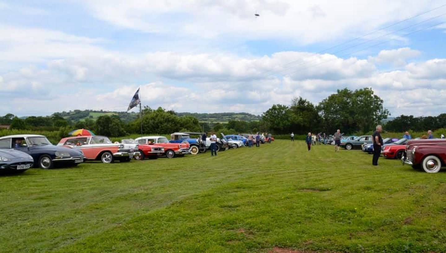 SOMERSET COUNTRY CLASSICS