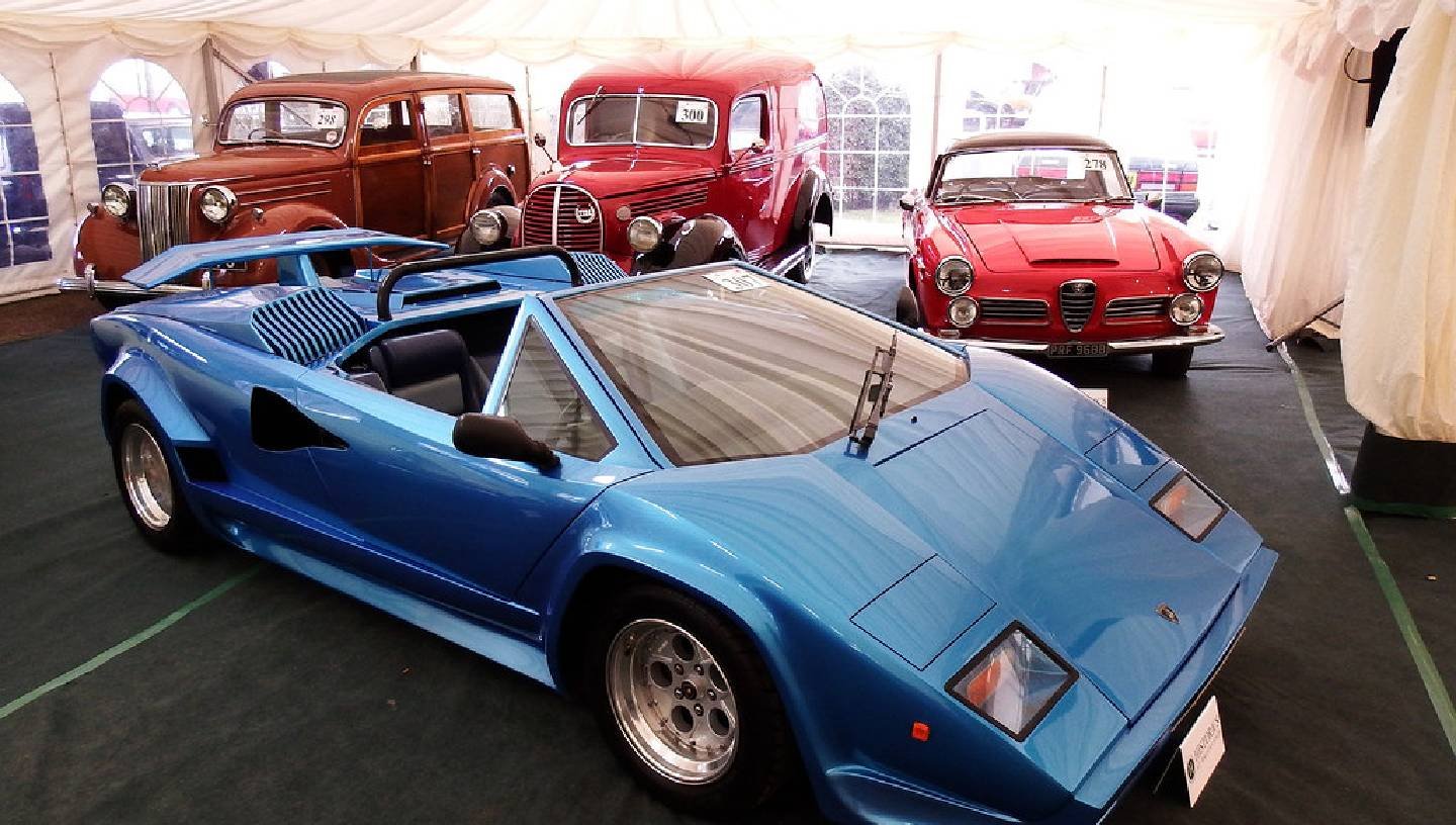 HISTORICS CLASSIC CAR AUCTION