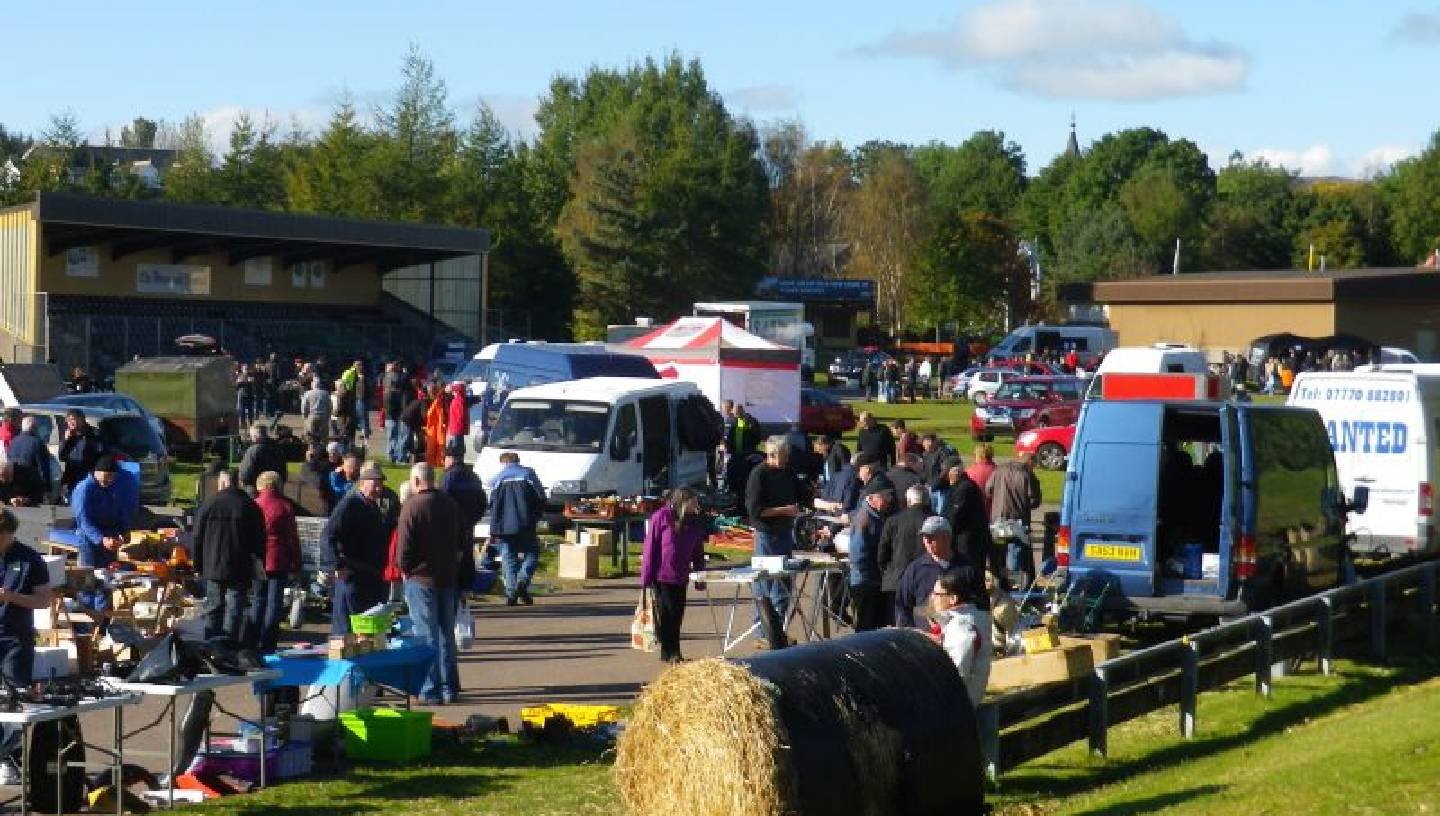AUTUMN AUCTION AND AUTOJUMBLE