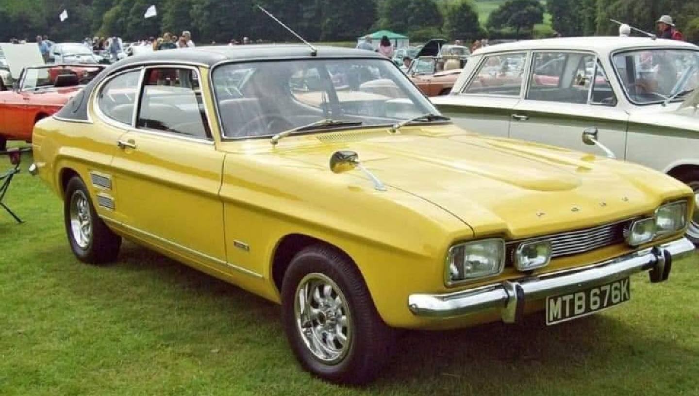 DAVENTRY CLASSIC VEHICLE CLUB MONTHLY MEET