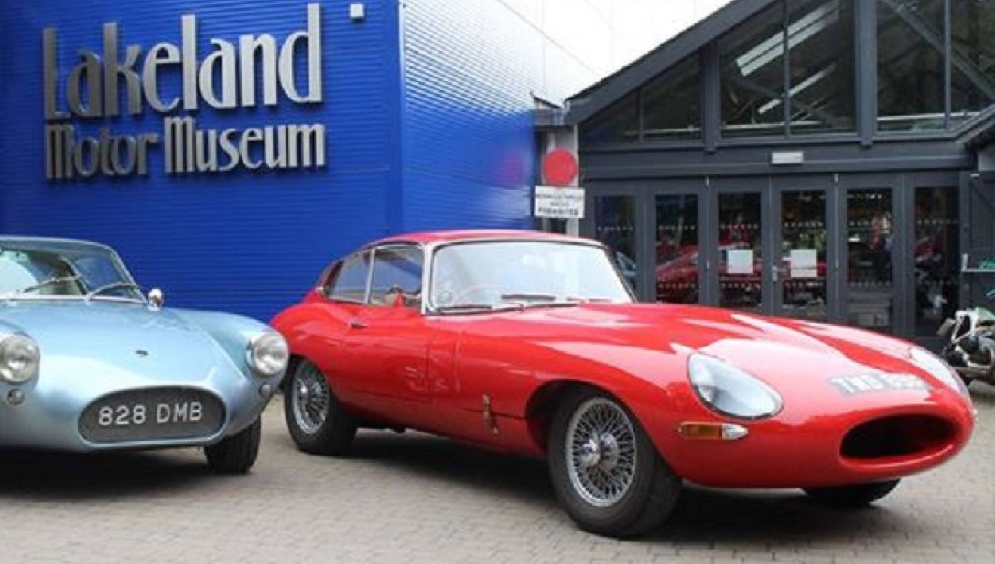 LAKELAND HISTORIC CAR CLUB MEETING