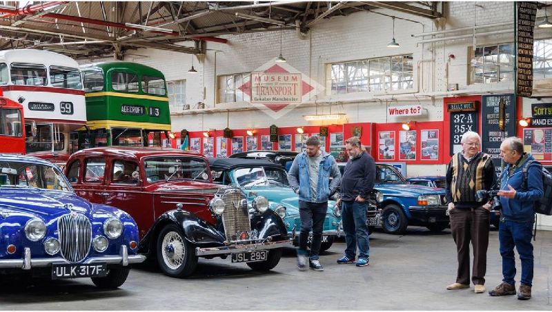 MUSEUM OF TRANSPORT CLASSIC CAR SHOW