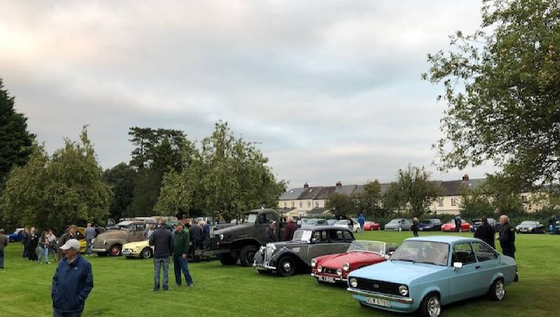 BOWLING GREEN CLASSIC CARS