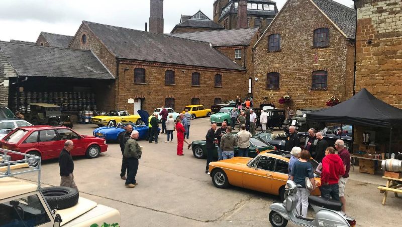 HOOK NORTON CLASSICS CAR AND BIKE MEET