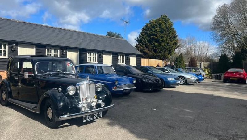 THE DUKES CLASSIC AND RETRO CAR MEET